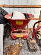 House & 56.764+/- Acres - Tractors, Trucks, & More - Julie Williams Estate & The Late Douglas Williams - Part 3