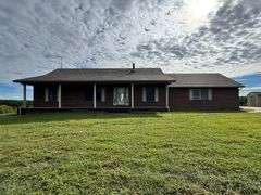 House & 56.764+/- Acres - Tractors, Trucks, & More - Julie Williams Estate & The Late Douglas Williams - Part 3