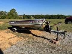 House & 56.764+/- Acres - Tractors, Trucks, & More - Julie Williams Estate & The Late Douglas Williams - Part 3