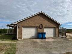 House & 56.764+/- Acres - Tractors, Trucks, & More - Julie Williams Estate & The Late Douglas Williams - Part 3