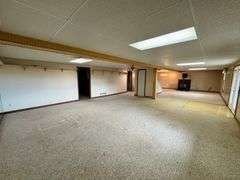 House & 56.764+/- Acres - Tractors, Trucks, & More - Julie Williams Estate & The Late Douglas Williams - Part 3