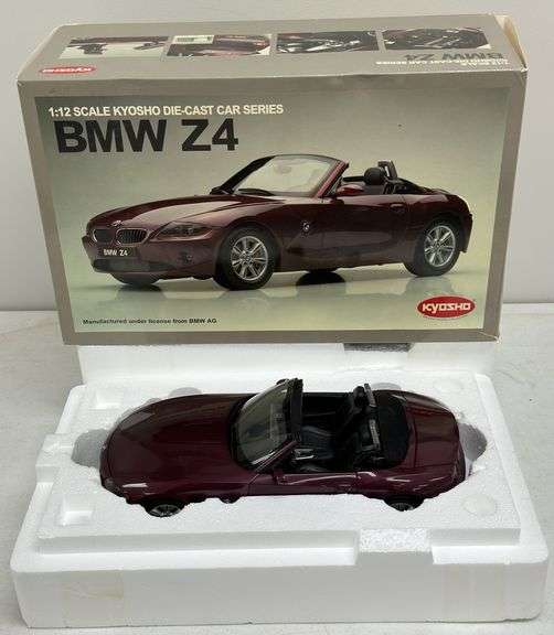 Kyosho 1/12 Die-Cast BMW Z4