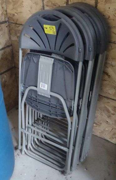 Rhino Fan Back Plastic Folding Chairs