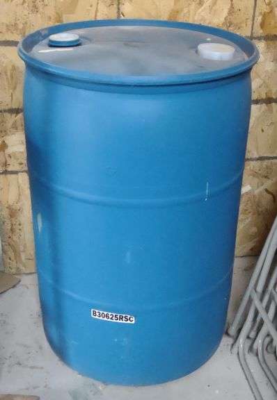 Empty Blue Plastic Barrel (23"×35")