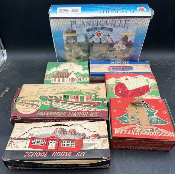 Bachmann Trains - PLASTICVILLE U.S.A. BUILT-UP BUILDING - GAS STATION N Scale 185578