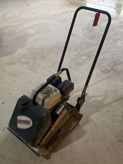 Sencore SCP18AEP Vibratory Plate Compactor