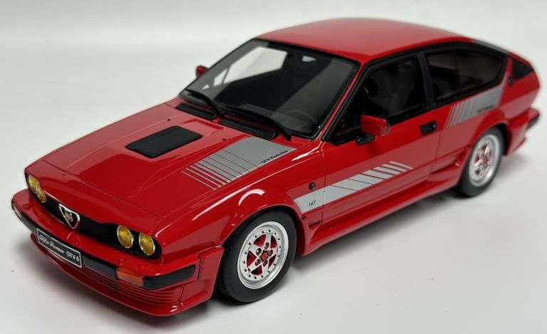 1/18 Die-Cast LE Alfa Romeo GTV6 2.5
