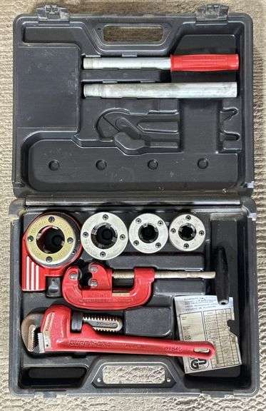 (L) Super-Ego Plumbers Pipe Threading Kit - Kraft Auction Service, LLC
