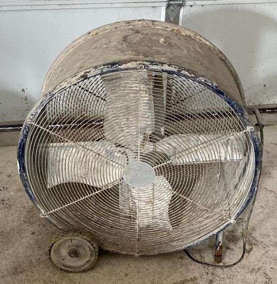 Clark SF28 28in Mobile Air Circulator Fan