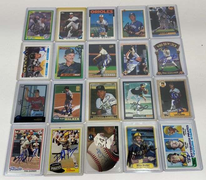 Lot Of 20 Autographed Baseball Cards