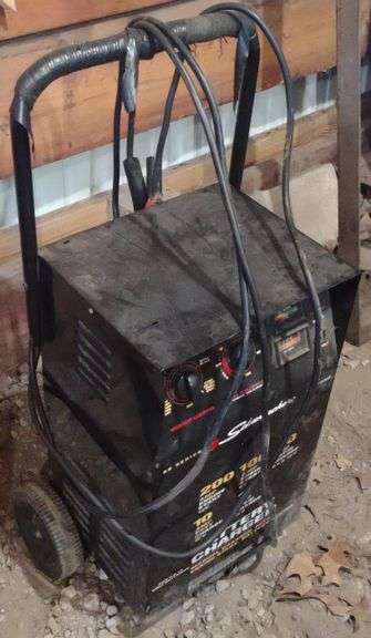(A) Schumacher SE Series Battery Charger (Model - Kraft Auction Service