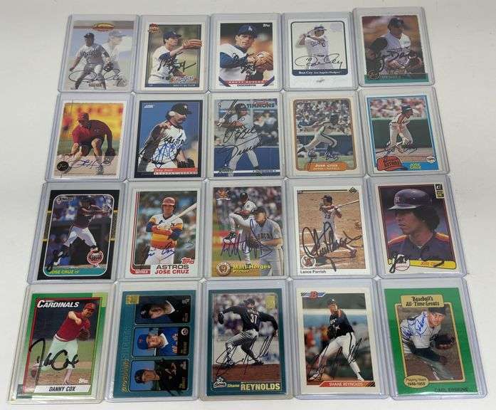 Lot Of 20 Autographed Baseball Cards