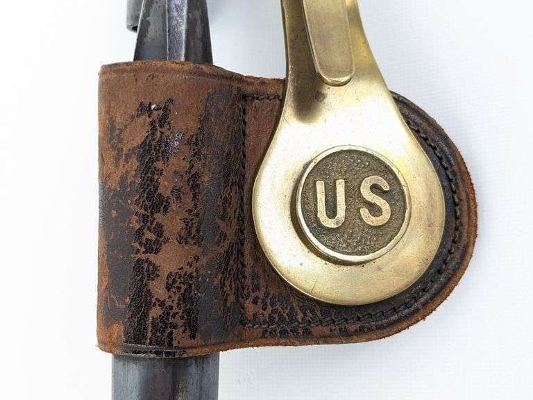 US M1873 Trapdoor Socket Bayonet w Scabbard & Frog