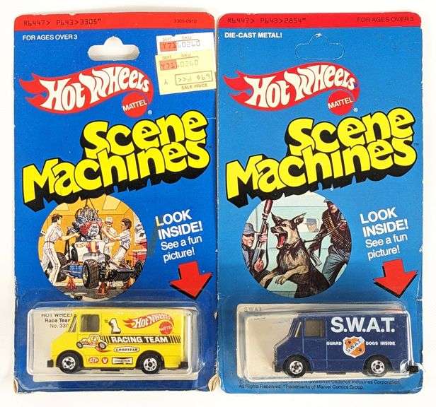 Hot Wheels Scene Machines Race Team & SWAT - Kraft Auction Service, LLC