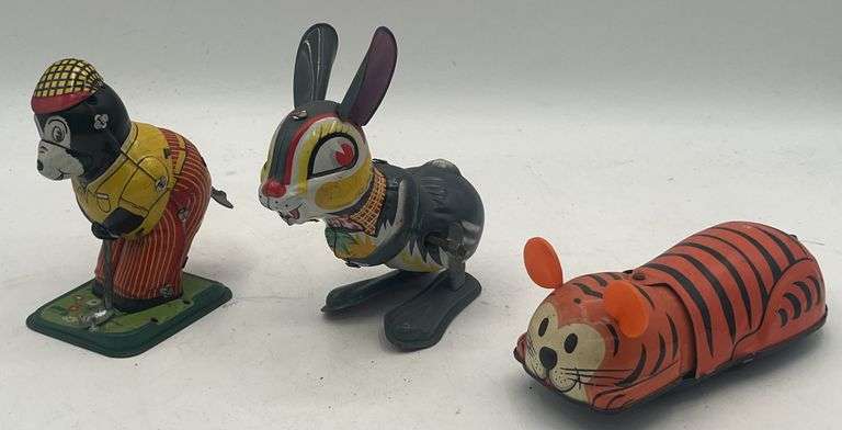 (N) Vintage Litho Toys: Tiger, Rabbit & Golfing Bear - Kraft Auction ...