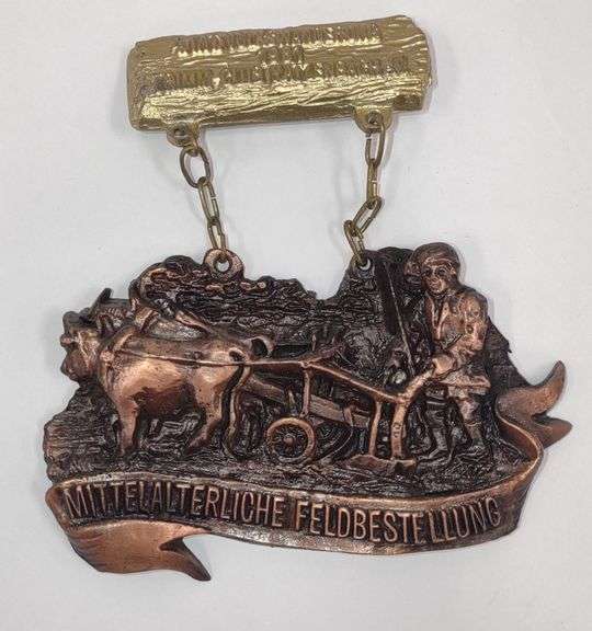 Vtg. 1981 German 4th Int. Volkwanderung Katzenbach V. Mittelalterliche Trimm-Club Medal (4"×4.5")