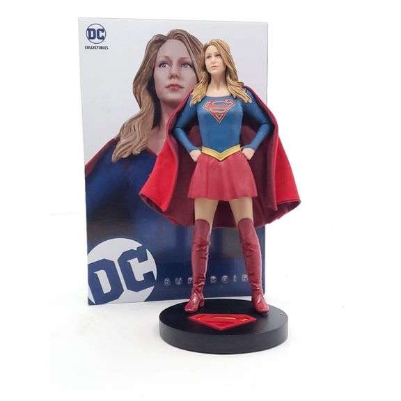 DC Comics Supergirl Statue
