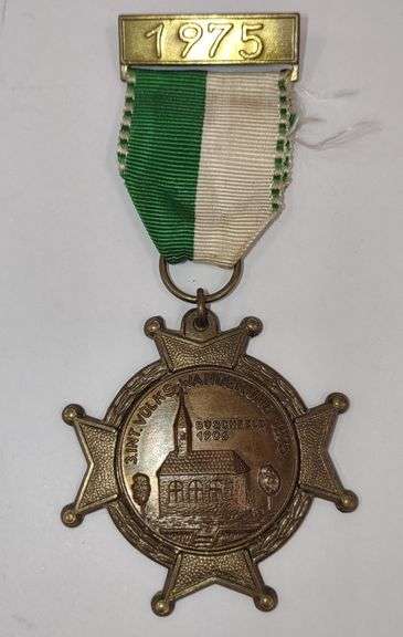 1975 Hiking Migration Buschfeld Medal (2"×4.5")