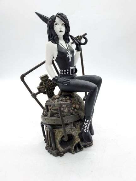2001 DC Direct Death Statue