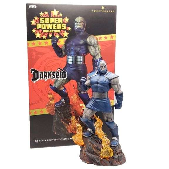 Tweeterhead Darkseid Super Power Collection