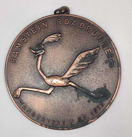 Vtg. 1981 Ramstein Road Runners 6 International Wandering Medal (3" Diameter)