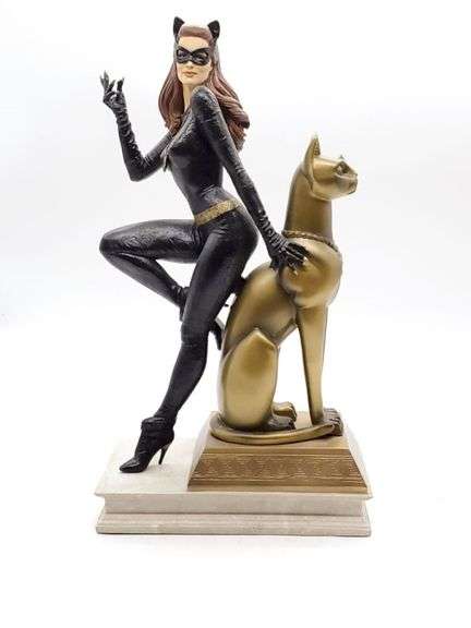 Tweeterhead Catwoman Maquette Statue