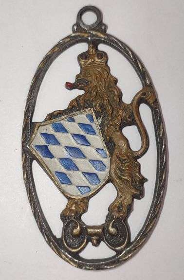 Vtg. Bavarian Lion Ornament By Kuehn Pewter (1.5"×2.5")