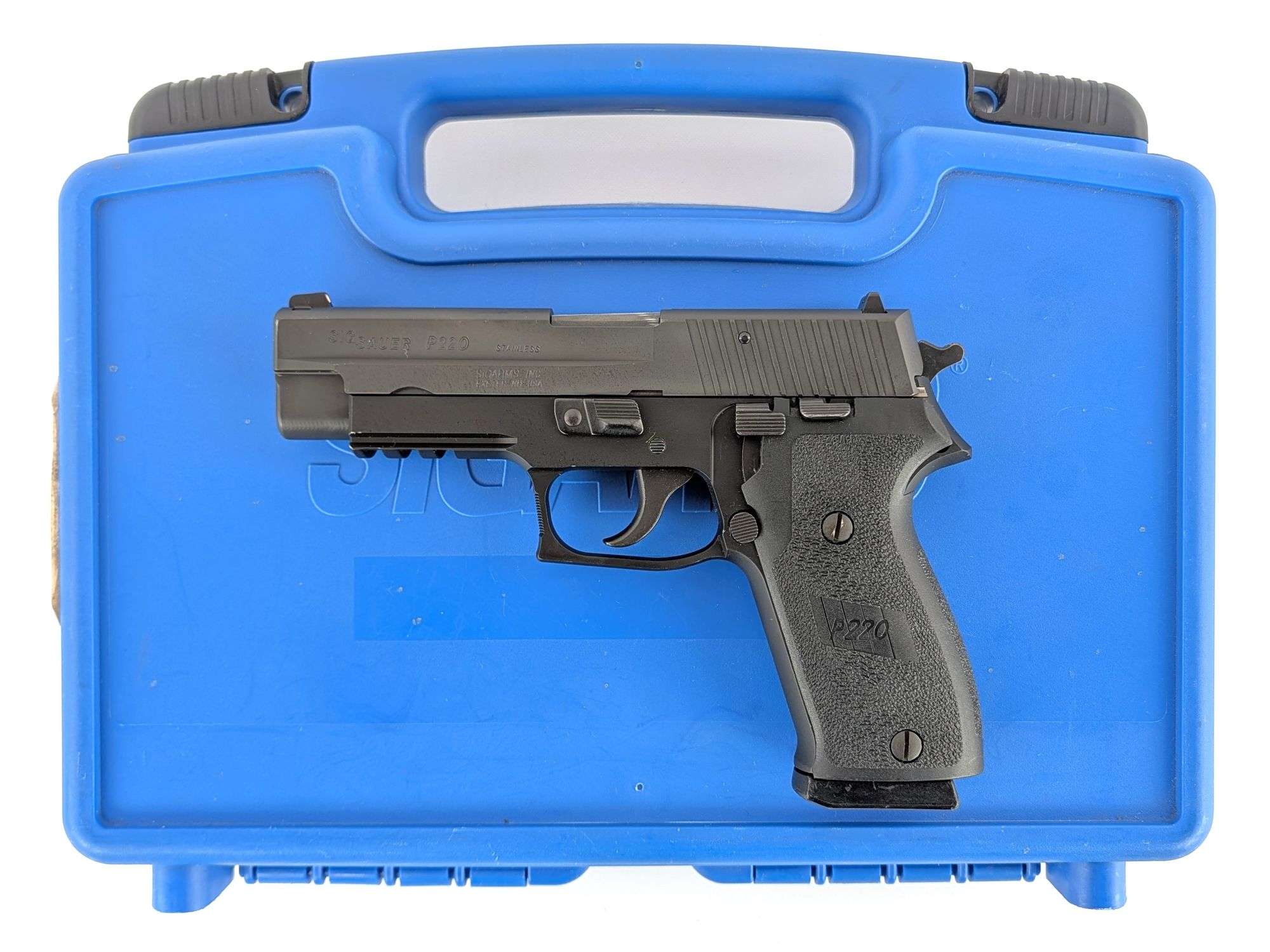 Sig Sauer P220 FDE/Black .45 ACP | Proxibid, image size:2000x1499