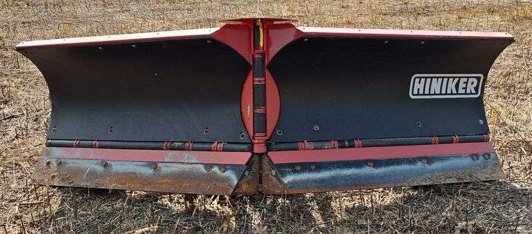 Hiniker 8ft Skid Steer Quick Attach V-Plow