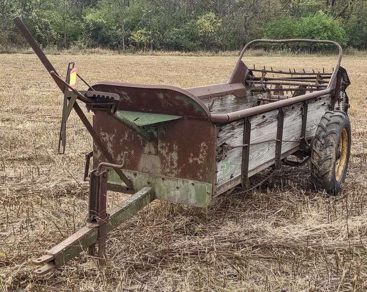 John Deere Model R Manure Spreader