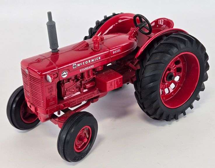 1/16 Ertl McCormick Super WD-9 Standard Diesel Tractor