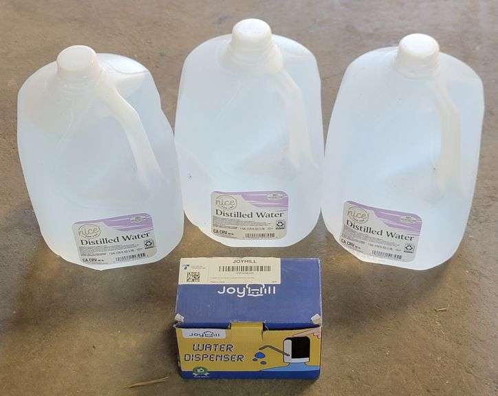 Joyhill Water Dispenser & 3 Gallons Of Distilled Water