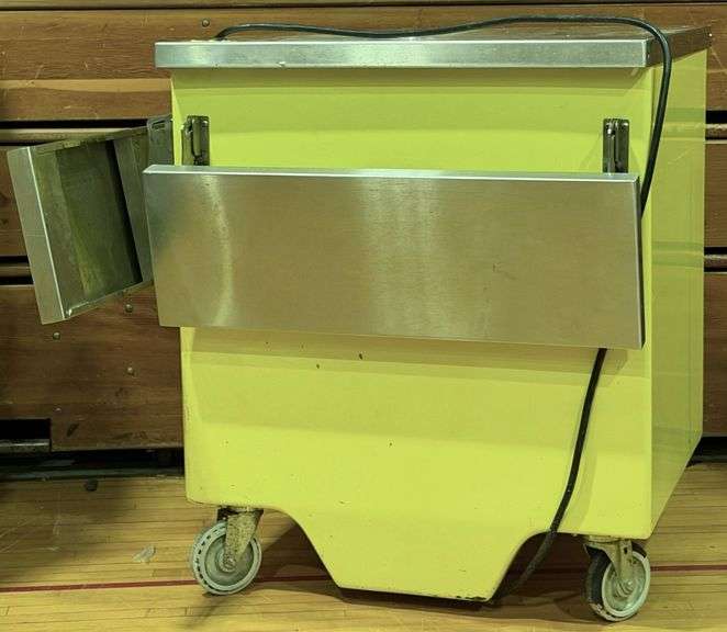 Randell Model RANFGCA Cashier Stand 36" x 35" x 40"