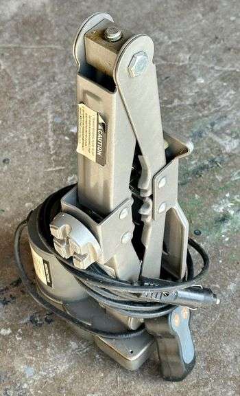 Electric 12V Scissor Jack
