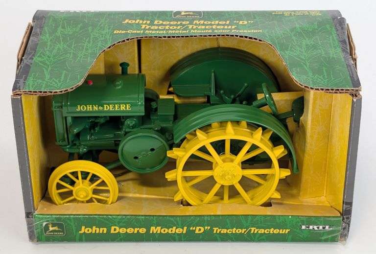 1/16 Ertl John Deere Model "D" Tractor On Steel Wheels