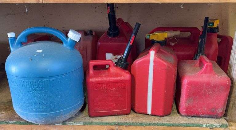Plastic Gasoline And Kerosene Safety Cans