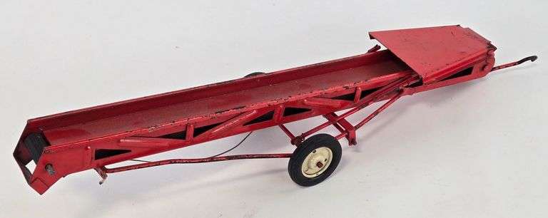 Vintage 1/16 Tru-Scale Hay Elevator