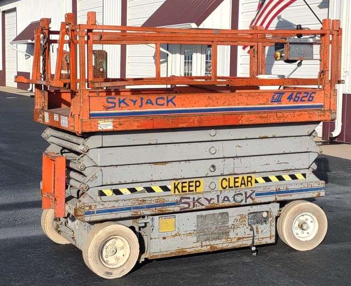 Skyjack 4626 Electric Scissor Lift