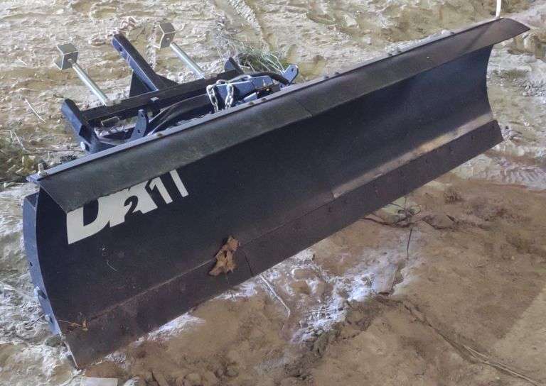 Detail K2 Avalanche 82" Snowplow w/ Remote