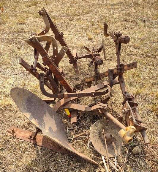 Allis Chalmers G Plow and Cultivators