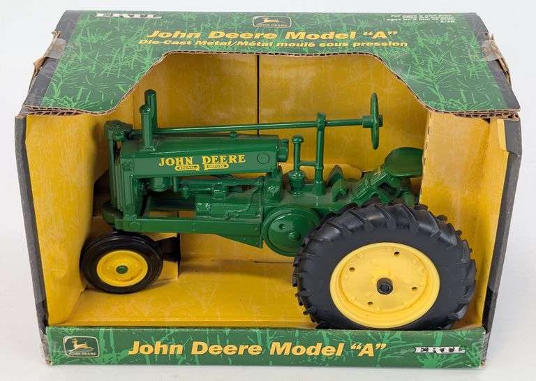 1/16 Ertl John Deere Model "BN" Tractor