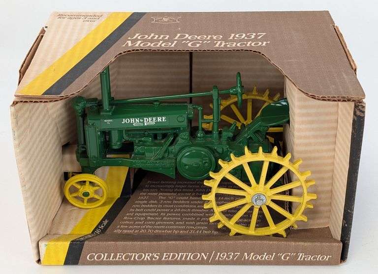 1/16 Ertl John Deere Model "G" Tractor On Steel Wheels