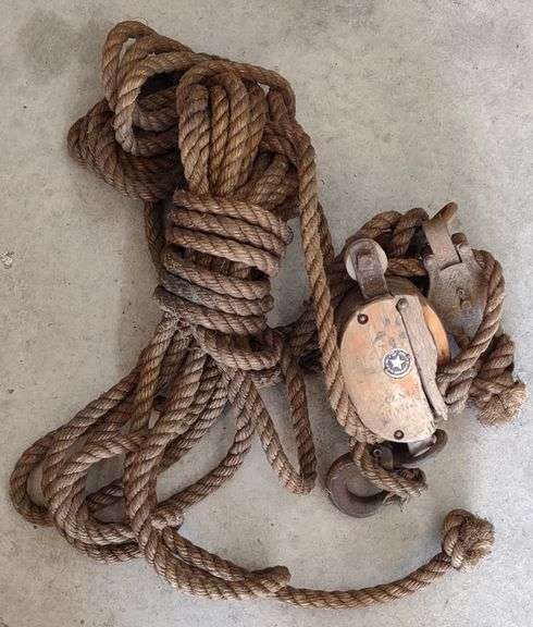 Block & Tackle Pulley System