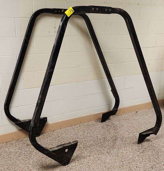 Tractor Roll Bar 64" x 61" x 32.5"