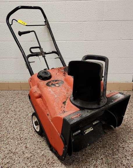 Ariens 522EC Snow Thrower 22" 5HP Tecumseh 2-Stroke Engine, Sing-Stage, Electric & Pull Start