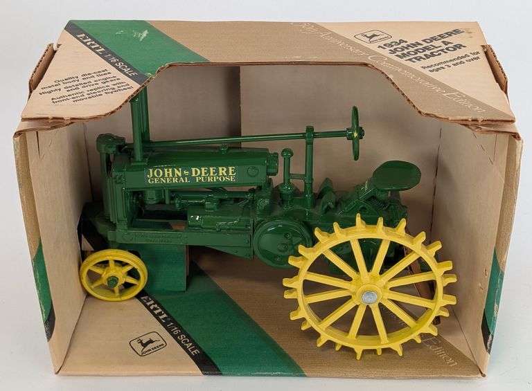 1/16 Ertl John Deere Model A Tractor on Steel Wheels