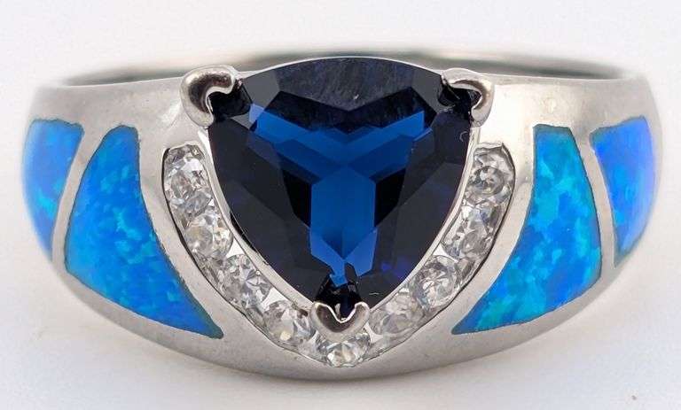 Vintage Sterling Trillion Cut Tanzanite & Inlaid Blue Fire Opal Ring