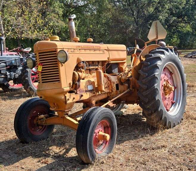 1951 Minneapolis Moline UTS