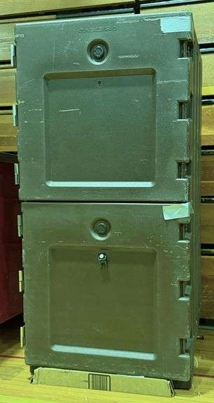 Cambro Model CMB1826 Insulated Food Cart