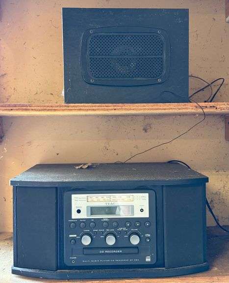 Teac GF-350 Turntable-CD Player- AM/FM Radio